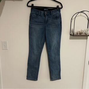 Democracy “Ab"solution Blue Denim Girlfriend Jean” Size 6